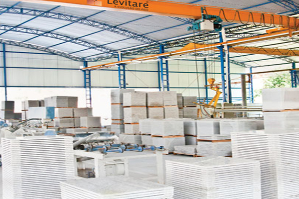 FÁBRICA DE PISOS ELEVADOS